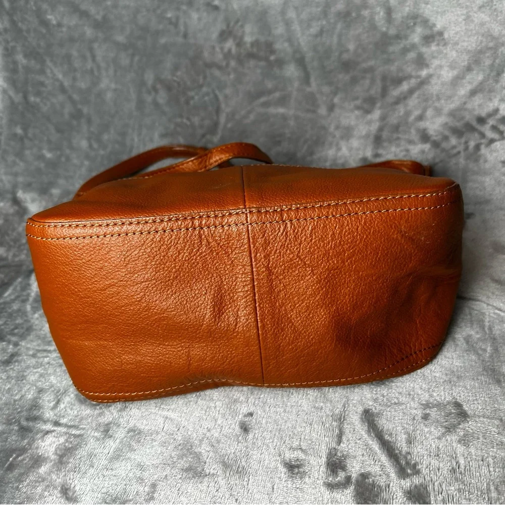 Steven By Steve Madden Crossbody‎ Hobo Bag Toffee Brown Leather Bohemian Casual